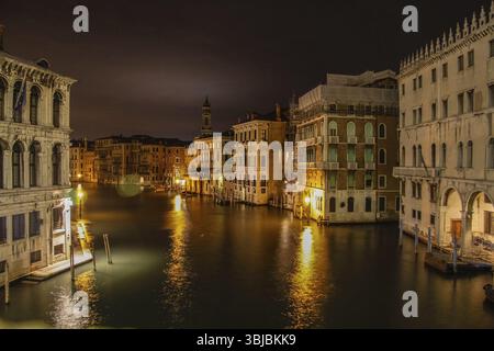 Venise, Italie - 29 mai 2016 : Venise en Italie, l'architecture de la ville, Venise est une destination touristique populaire de l'Europe Banque D'Images