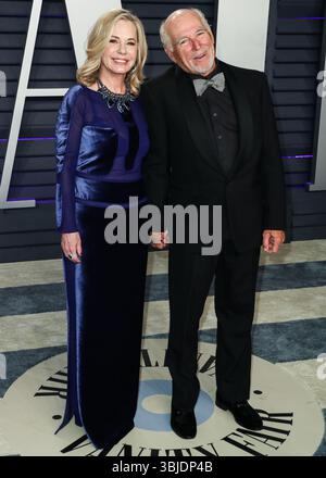(FILE) la bataille sur la succession de 275 millions de dollars de Jimmy Buffett met en lumière les risques des fiducies familiales. BEVERLY HILLS, LOS ANGELES, CALIFORNIE, États-Unis - 24 FÉVRIER : Jane Slagsvol et son mari/auteur-compositeur-interprète américain, auteur et homme d'affaires Jimmy Buffett arrivent à la Vanity Fair Oscar Party 2019 qui se tient au Wallis Annenberg Center for the Performing Arts le 24 février 2019 à Beverly Hills, Los Angeles, Californie, États-Unis. (Photo de Xavier Collin/image Press Agency) Banque D'Images