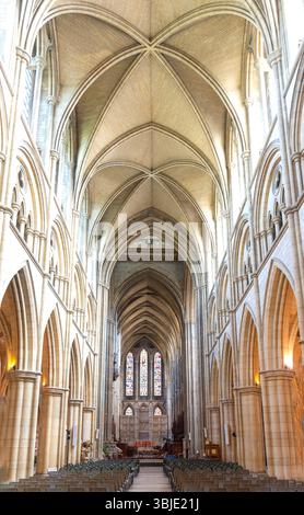 Nef intérieure de la cathédrale de Truro, St Mary's Street, Truro, Cornouailles, Angleterre, Royaume-Uni Banque D'Images