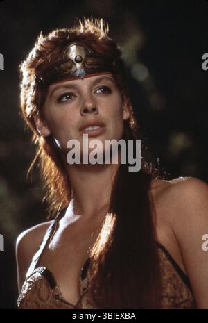 BRIGITTE NIELSEN dans RED SONJA (1985), dirigée par RICHARD FLEISCHER. Crédit : M. G. M/ARTISTE-UNIE / Album Banque D'Images