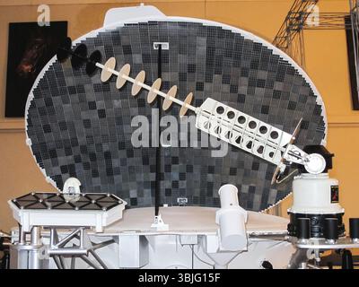 Musée des voitures rétro, Saint-Pétersbourg, Russie - 19 décembre 2018 : Lunokhod-1, rover spatial soviétique de la lune, spécimen de musée Banque D'Images