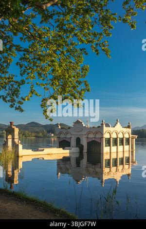 PESQUERA MARIMON BOATHOUSE LAC DE BANYOLES PLA DE L’ESTANY GIRONA CATALOGNE ESPAGNE Banque D'Images