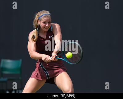 Nottingham, Royaume-Uni. 16 juin 2025. Nottingham Tennis Centre Nottingham, Angleterre - 16 juin : Hannah Klugman lors du match de la première ronde du Lexus Nottingham Tennis Open le 16 juin 2025 à Nottingham, Angleterre (Paul Bonser/SPP) crédit : SPP Sport Press photo. /Alamy Live News Banque D'Images