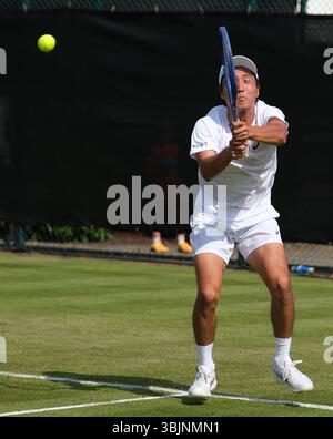 Nottingham, Royaume-Uni. 16 juin 2025. Nottingham Tennis Centre Nottingham, Angleterre - 16 juin : Shintaro Mochizuki lors du match de la première ronde du Lexus Nottingham Tennis Open le 16 juin 2025 à Nottingham, Angleterre (Paul Bonser/SPP) crédit : SPP Sport Press photo. /Alamy Live News Banque D'Images