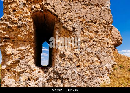 Vestiges de la forteresse arabe. Château de Turégano. Turégano, Ségovie, Castilla y León, Espagne, Europe Banque D'Images