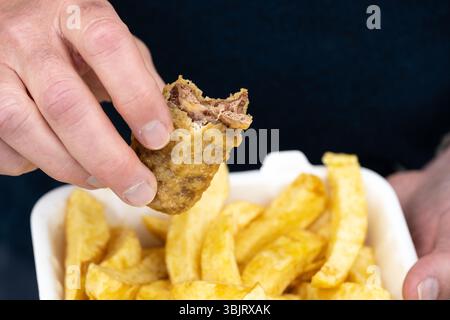 Bar et frites de mars - Carron Fish Bar, qui prétend être le lieu de naissance du célèbre bar de mars frit, Stonehaven, Écosse, Royaume-Uni Banque D'Images