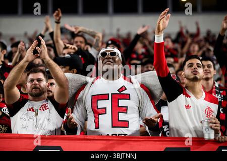 Philadelphie, États-Unis. 16 juin 2025. Les fans de CR Flamengo montrent leur soutien avant le match de la Coupe du monde des clubs de la FIFA entre CR Flamengo et Esperance sportive de Tunis. Crédit : Nicolò Campo/Alamy Live News Banque D'Images