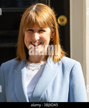 Londres, Royaume-Uni. 17 juin 2025. Rachel Reeves, chancelière de l'Échiquier, 11 Downing Street London. Crédit : Ian Davidson/Alamy Live News Banque D'Images