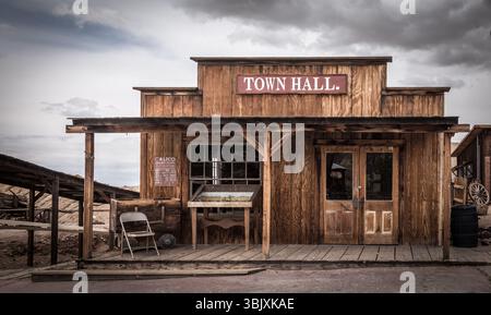 23 MAI. 2015- Hôtel de ville à Calico, CA, États-Unis : Calico est une ville fantôme dans le comté de San Bernardino, Californie, États-Unis. Était inadmissible Banque D'Images