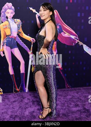 HOLLYWOOD, LOS ANGELES, CALIFORNIE, États-Unis - 16 JUIN : L'actrice, chanteuse et mannequin américaine Arden Cho arrive à la projection spéciale de Los Angeles des 'Kpop Demon Hunters' de Netflix qui se tient au Netflix Tudum Theater le 16 juin 2025 à Hollywood, Los Angeles, Californie, États-Unis. (Photo de Xavier Collin/image Press Agency) Banque D'Images