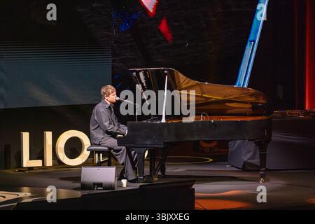 Cannes, France, 17 juin 2025, James Blake, musicien, producteur, compositeur, Jamesblakemusic a assisté au Festival des Lions de Cannes - Festival International de la créativité © IFnm Press Banque D'Images
