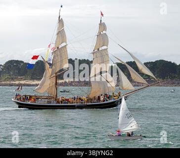 Le Morgenster, brick à deux mâts (1919), semaine du Golfe du Morbihan (Bretagne, France). Banque D'Images
