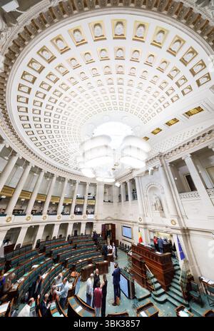 Bruxelles, Belgique. 18 juin 2025. Photo prise lors d'une séance plénière de la Chambre au Parlement fédéral à Bruxelles, mercredi 18 juin 2025. BELGA PHOTO BENOIT DOPPAGNE crédit : Belga News Agency/Alamy Live News Banque D'Images