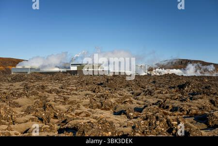 La chaleur de l'énergie géothermique en Islande station Banque D'Images