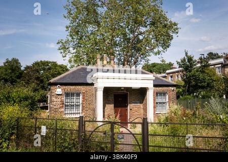 Vue sur Norwood Lodge à Brockwell Park dans le sud de Londres. Photo : SMP News Banque D'Images