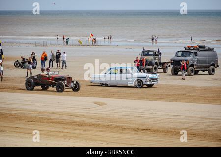 Course de dragsters « race the Waves » à Bridlington Banque D'Images