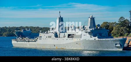 18 juin 2025 : USS San Diego (LPD-22), un navire amphibie de transport de classe San Antonio visitant Garden Island, Sydney, Australie Banque D'Images