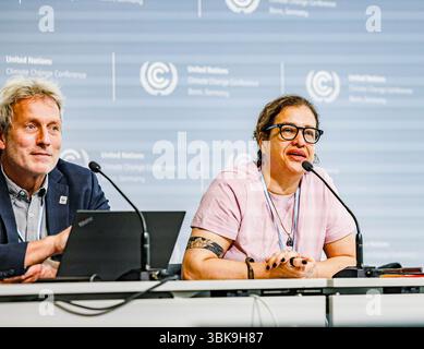 Bonn, Allemagne, Allemagne. 18 juin 2025. FERNANDA CARVALHO DU WWF. Intervient lors d'un point de presse sur WWF l'escalade des effets domino du changement climatique sur les systèmes environnementaux, humains et mondiaux. (Crédit image : © Bianca Otero/ZUMA Press Wire) USAGE ÉDITORIAL SEULEMENT ! Non destiné à UN USAGE commercial ! Banque D'Images