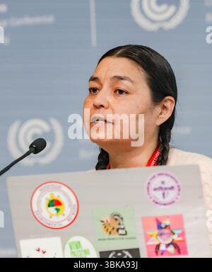 Bonn, Allemagne, Allemagne. 18 juin 2025. CLAIRE CHARLO, Indigenous Environmental Network s’exprime lors d’un panel à la SB62 tenue à Bonn parle lors d’un panel de l’importance d’une transition juste dans l’alimentation et l’agriculture et des populations marginalisées les plus vulnérables aux changements climatiques et aux changements de politiques. (Crédit image : © Bianca Otero/ZUMA Press Wire) USAGE ÉDITORIAL SEULEMENT ! Non destiné à UN USAGE commercial ! Banque D'Images