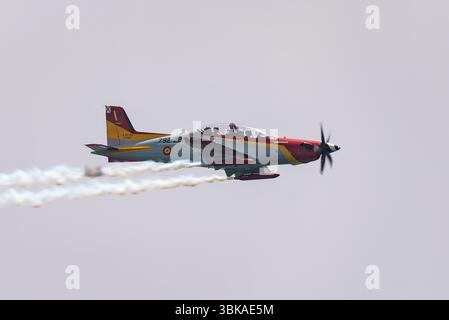 Avion Pilatus PC-21 de l'armée de l'air espagnole volant au AIRE25 Air Festival à San Javier, Murcie, Espagne. Nouveau type Banque D'Images