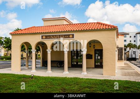 Seaboard Coast Line Railroad Depot, 5th Avenue, South, Naples, Floride Banque D'Images