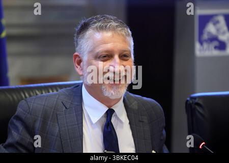 Roma, Italie. 20 juin 2025. Conferenza stampa del Ministro della Cultura Alessandro Giuli per presentare il taglio dell'IVA sul mercato dell'Arte -Italia -Venerdì 20 Giugno 2025 - Politica - (foto di Cecilia Fabiano/LaPresse) Conférence de presse du ministère de la culture Alessandro Giuli pour présenter la réduction de la TVA Rome- Italie - vendredi 20 juin 2025 - politique - (photo de Cecilia Fabiano/LaPresse/LaPresse Live News) : Alessandro Alamy Banque D'Images