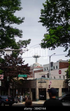 La vue de l'aiguille de différents points de vue du centre-ville de Seattle. Banque D'Images