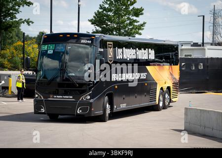Nashville, Tennessee, États-Unis. 20 juin 2025. LAFC arrive pour son match de Coupe du monde des clubs de la FIFA à Nashville. (Crédit image : © Camden Hall/ZUMA Press Wire) USAGE ÉDITORIAL SEULEMENT ! Non destiné à UN USAGE commercial ! Banque D'Images