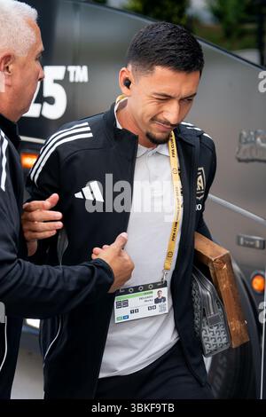 Nashville, Tennessee, États-Unis. 20 juin 2025. LAFC Marky Delgado arrive pour son match de Coupe du monde des clubs de la FIFA à Nashville. (Crédit image : © Camden Hall/ZUMA Press Wire) USAGE ÉDITORIAL SEULEMENT ! Non destiné à UN USAGE commercial ! Banque D'Images