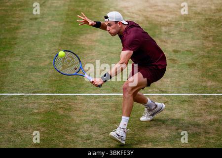 LONDRES, ROYAUME-UNI 20 juin : lors de l'ATP 500, le jour 8 des Championnats HSBC 2025 au Queen's Club, le vendredi 20 juin 2025 à LONDRES, au ROYAUME-UNI. Crédit : Taka Wu/Alamy Live News Banque D'Images