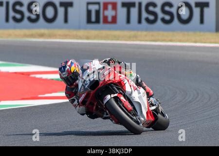 Mugello circuit, Scarperia, Italie. 21 juin 2025 ; Autodromo Internazionale del Mugello, Scarperia e San Piero, Italie ; Grand Prix MotoGP Brembo d'Italie 2025, Journée de qualification ; Somkiat Chantra LCR honda crédit : action plus Sports images/Alamy Live News Banque D'Images