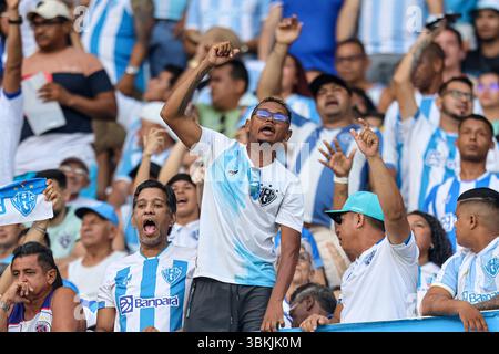 Belem, Brésil. 21 juin 2025. PA - BELEM - 06/21/2025 - B BRÉSILIEN 2025, Remo x PAYSANDU - fans de Paysandu lors du match contre Remo au stade de Mangueirao pour le championnat brésilien B 2025. Photo : Fernando Torres/AGIF crédit : AGIF/Alamy Live News Banque D'Images
