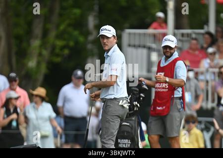 Cromwell, Connecticut, États-Unis. 21 juin 2025. Russel Henley sur le 9ème green lors de la troisième manche du Travelers Golf Championship à Cromwell, Connecticut. Gregory Vasil/CSM/Alamy Live News Banque D'Images