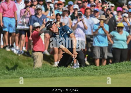 Cromwell, Connecticut, États-Unis. 21 juin 2025. Justin Thomas passe sur le 9e green lors de la troisième manche du Travelers Golf Championship à Cromwell, Connecticut. Gregory Vasil/CSM/Alamy Live News Banque D'Images