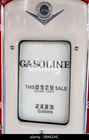 Ancienne pompe à essence vintage Banque D'Images