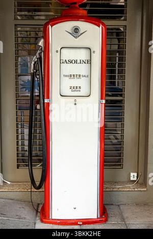 Ancienne pompe à essence vintage Banque D'Images