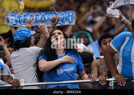 Belem, Brésil. 21 juin 2025. PA - BELEM - 06/21/2025 - B BRÉSILIEN 2025, Remo x PAYSANDU - fans de Paysandu lors du match contre Remo au stade de Mangueirao pour le championnat brésilien B 2025. Photo : Fernando Torres/AGIF crédit : AGIF/Alamy Live News Banque D'Images
