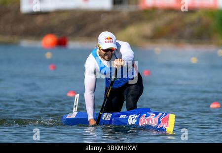 Racice, République tchèque. 22 juin 2025. Martin Fuksa, de la République tchèque, participe à la finale masculine du 500 m de catégorie C1 aux Championnats d'Europe ECA de canoë Sprint et Paracanoe à Racice, République tchèque, le 22 juin 2025. Crédit : Ondrej Hajek/CTK photo/Alamy Live News Banque D'Images
