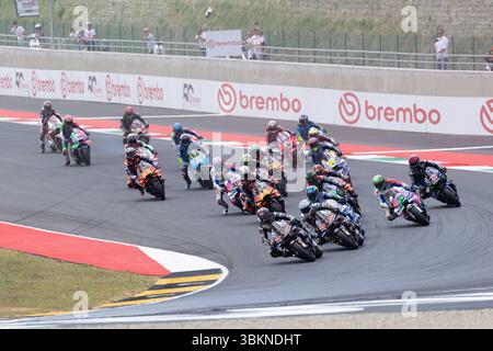 Mugello, Italie. 22 juin 2025. Départ du Grand Prix de Brembo d'Italie le 22 juin 2025 au circuit de Mugello, Italie pendant le Gran Premio d'Italia Brembo - course, Championnat du monde MotoGP à Mugello, Italie, 22 juin 2025 crédit : Agence photo indépendante/Alamy Live News Banque D'Images