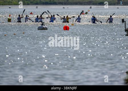 Racice, République tchèque. 22 juin 2025. Finale féminine du 5000 m catégorie K1 aux championnats d'Europe ECA de canoë Sprint et Paracanoe à Racice, République tchèque, le 22 juin 2025. Crédit : Ondrej Hajek/CTK photo/Alamy Live News Banque D'Images