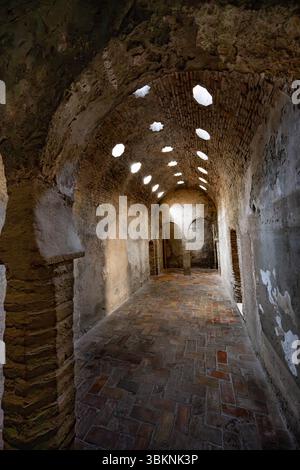 El Bañuelo, le plus ancien bain arabe de Grenade, Andalousie, Espagne Banque D'Images
