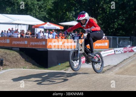 PAPENDAL, PAYS-BAS - 21 JUIN : 500 WISSING Michelle les pays-Bas lors de la Coupe du monde UCI BMX Racing 2025 au Centre Olympique BMX le 21 juin 2025 à Papendal, pays-Bas. (Photo de Edwin Blaauwbroek/Orange Pictures) Banque D'Images