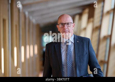 Édimbourg Écosse, Royaume-Uni 18 juin 2025. Ministre de l'Agriculture et de la connectivité Jim Fairlie MSP au Parlement écossais. crédit sst/alamy live news Banque D'Images