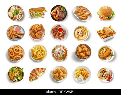 Ensemble de divers fast food isolé sur fond blanc, vue de dessus. Collecte de malbouffe. Hamburger, soupe, poulet frit et frites, poisson et frites Banque D'Images