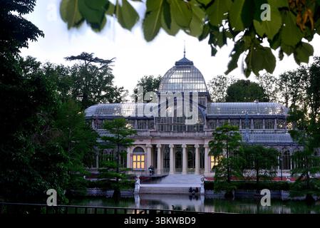 Crystal Palace dans le parc du Retiro, Madrid, Espagne Banque D'Images