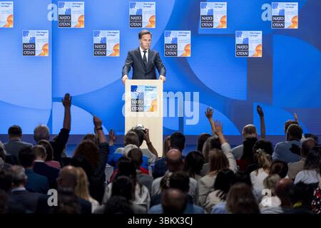 La Haye, pays-Bas. 23 juin 2025. Le chef de l'OTAN, Mark Rutte, lors d'une conférence de presse avant le sommet de l'OTAN à la Haye, aux pays-Bas, le 23 juin 2025. Les pays-Bas accueillent un sommet de l'OTAN pour la première fois dans l'histoire de l'OTAN. ANP KOEN VAN WEEL netherlands Out - belgique Out Credit : ANP/Alamy Live News Banque D'Images
