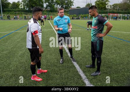 Bodington Football Hub, Leeds BEAP Charity Football match, University of, Bodington Football Hub, Otley Rd, Adel, Leeds LS16 8GY Banque D'Images