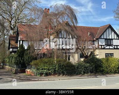 Maison de campagne dans Green Drive Woodland, Lytham St Annes, Lancashire, Angleterre, Royaume-Uni Banque D'Images