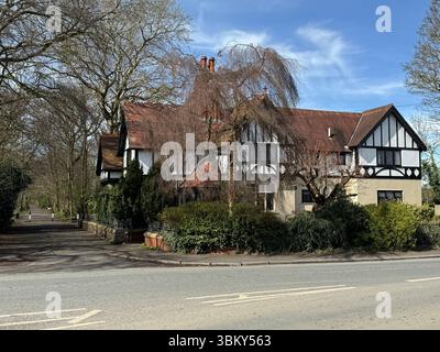 Maison de campagne dans Green Drive Woodland, Lytham St Annes, Lancashire, Angleterre, Royaume-Uni Banque D'Images
