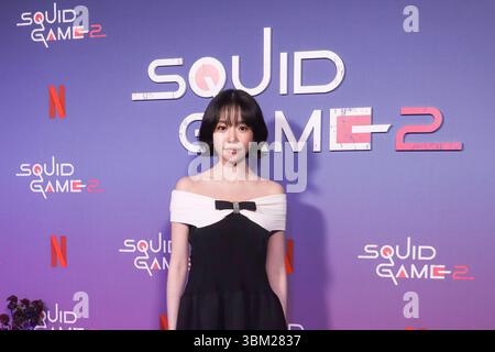 MANHATTAN, NEW YORK CITY, NEW YORK, États-Unis - 17 JUIN : la chanteuse et actrice sud-coréenne JO Yu-ri arrive à l'appel photo Experience de la saison 2 de Netflix, qui s'est tenu au Manhattan Mall le 17 juin 2025 à Manhattan, New York City, New York, États-Unis. (Photo de Christian Lora/image Press Agency) Banque D'Images